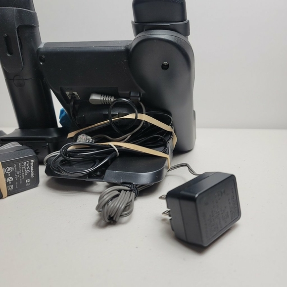 Panasonic KX-TGF970 Cordless Phone System - 4 Phones/3 Handsets - Works Tested - Picture 9 of 9